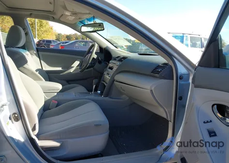 2011 Toyota Camry Hybrid из США, поврежденный, VIN 4T1BB3EK3BU133373